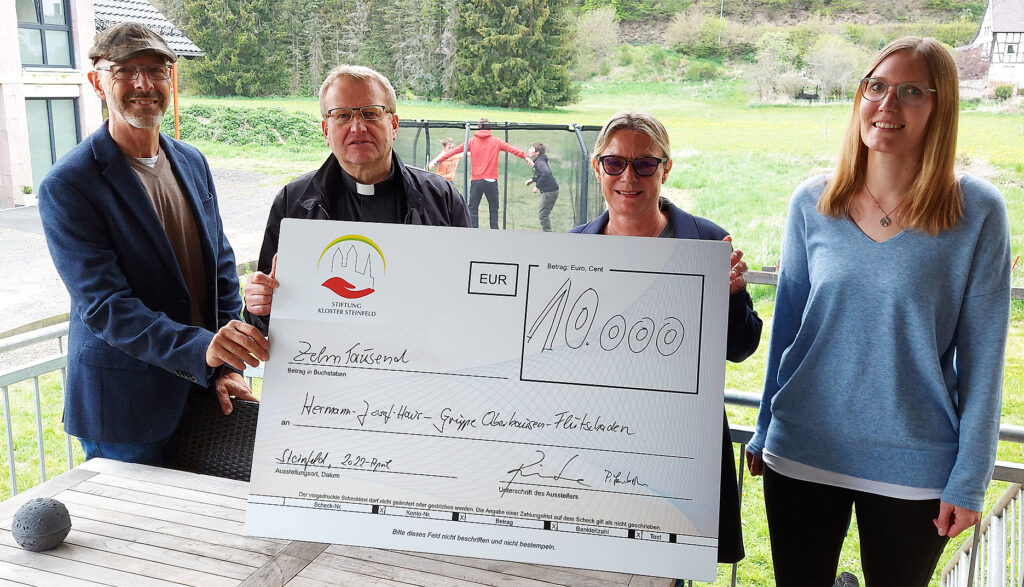 Hermann Josef Haus Scheckübergabe